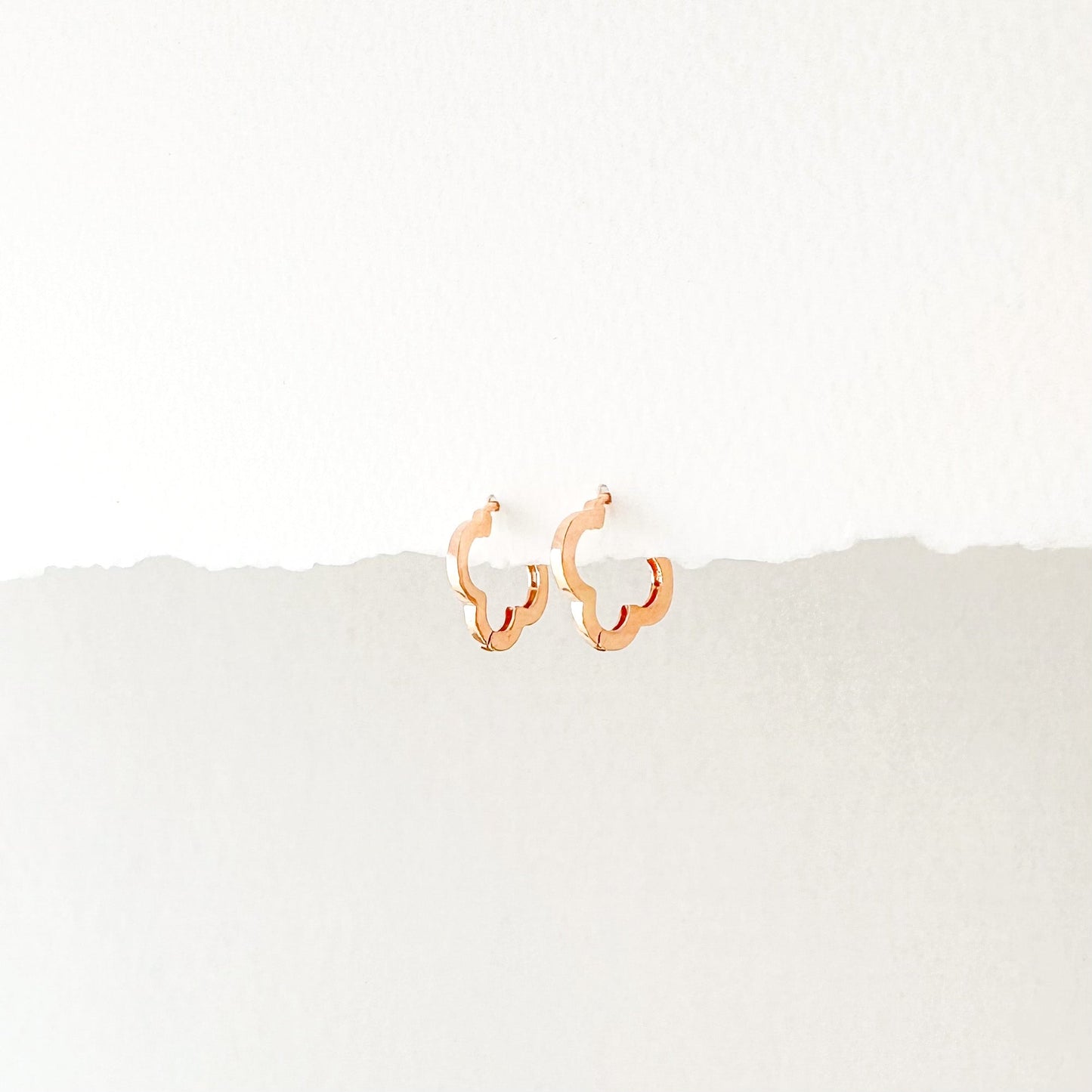 Clover Huggie Hoop Earrings