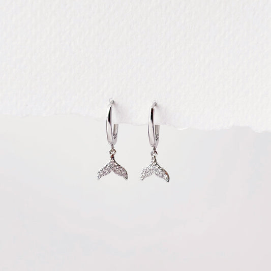 Whale Tail Huggie Hoop Earrings