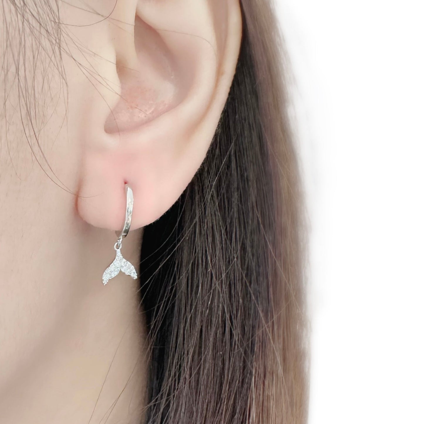 Whale Tail Huggie Hoop Earrings